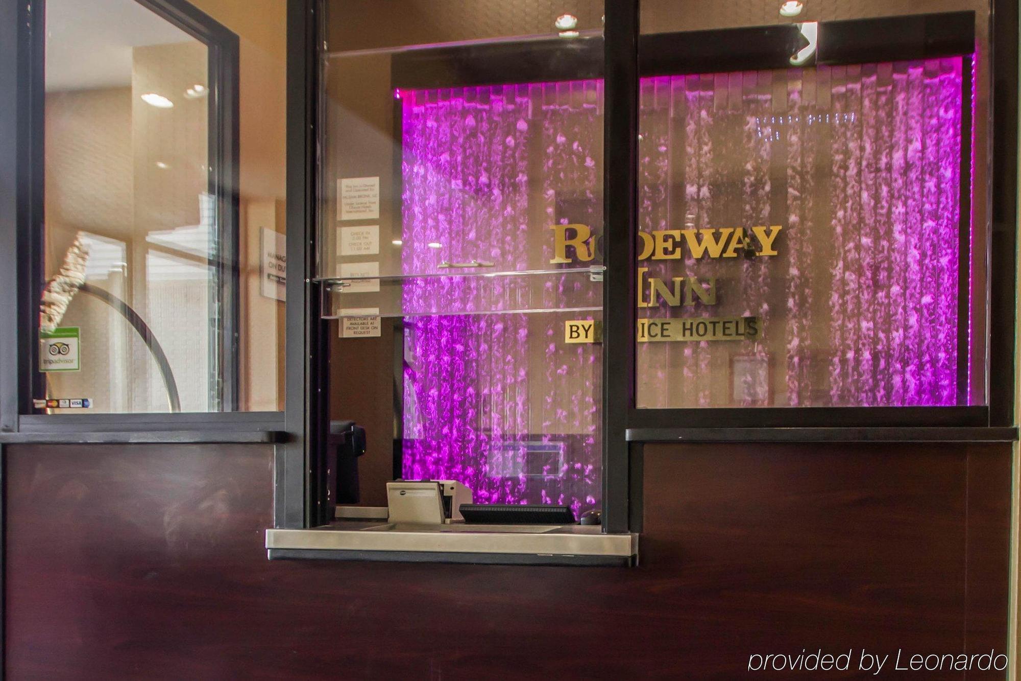 Rodeway Inn Bronx Zoo New York City Exterior photo